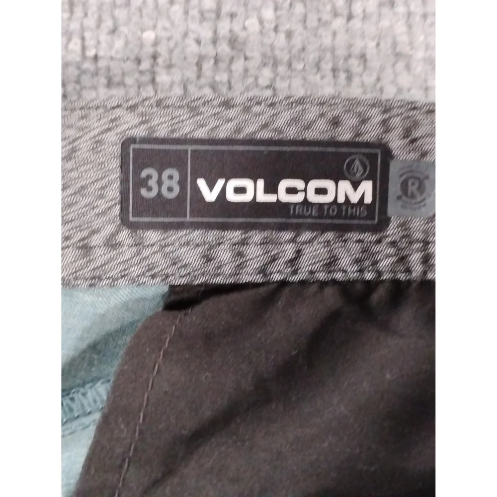 Volcom Board Shorts Mens Size 38 Skater Surf Swim Trunks Streetwear Minimalist